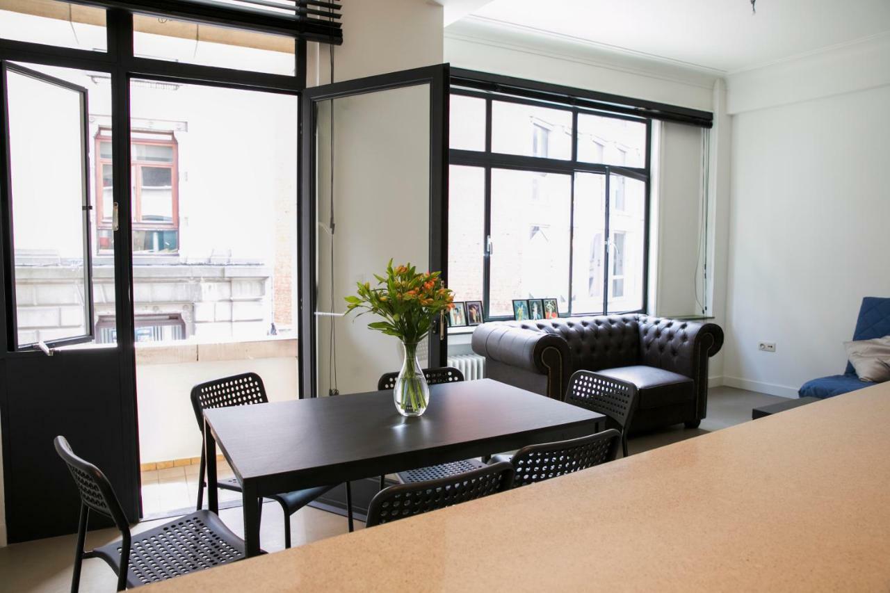 The Meir Lodge. Apartments In Heart Of Антверпен Екстериор снимка