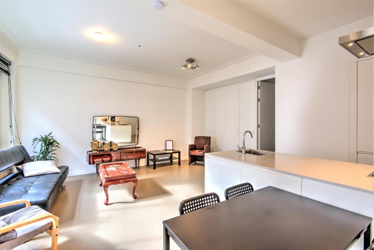 The Meir Lodge. Apartments In Heart Of Антверпен Екстериор снимка