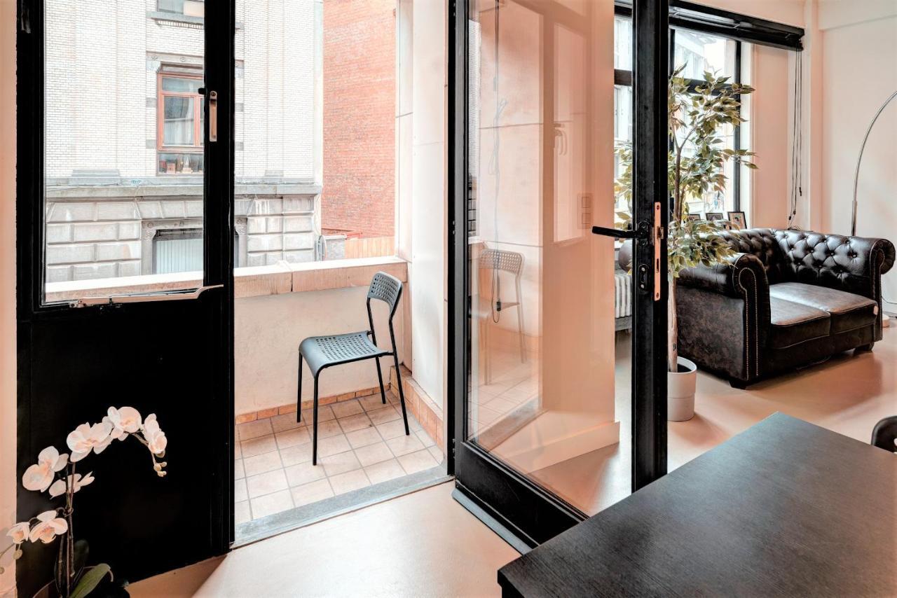 The Meir Lodge. Apartments In Heart Of Антверпен Екстериор снимка